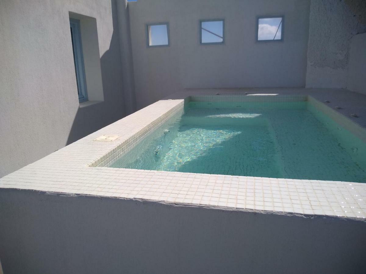 Sol-Mate Suites Ía Kültér fotó